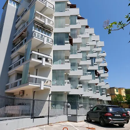 Apartment Pada Vespucci